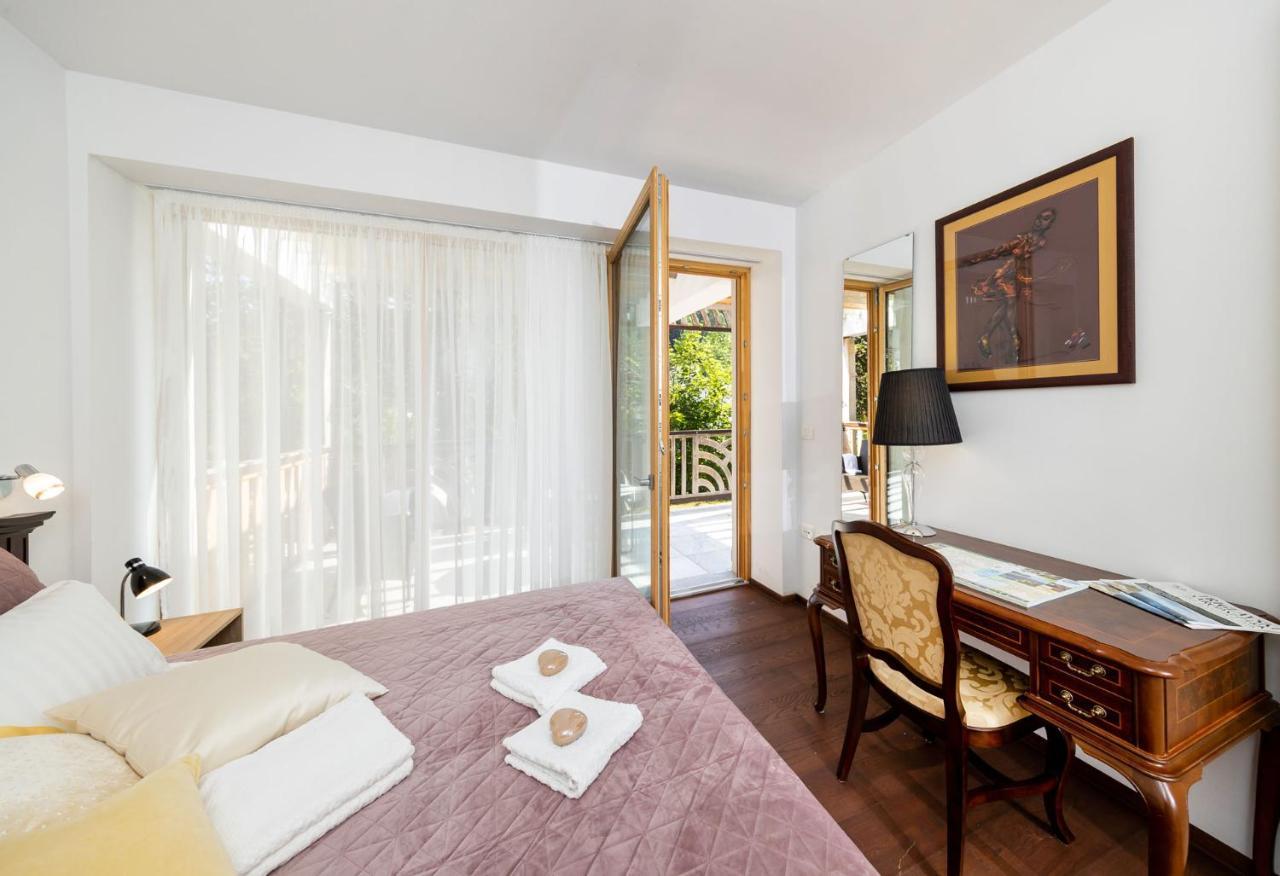 Villa Mihaela Bled Exteriör bild