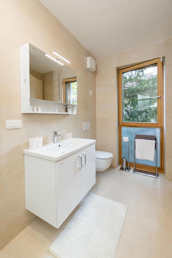 Villa Mihaela Bled Exteriör bild